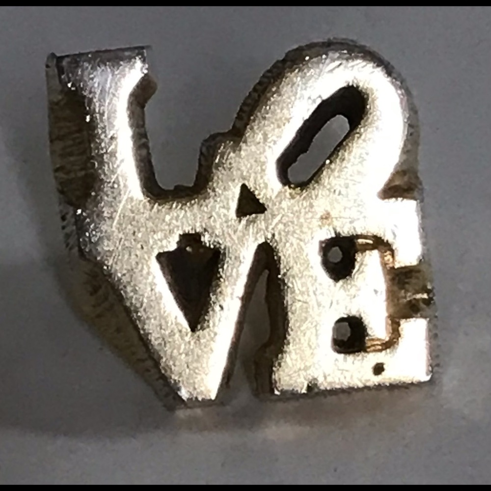 Original Robert Indiana vintage “LOVE” ringgreat condition!!!! Thank You
